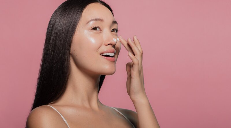 Bảo vệ làn da một cách toàn diện bằng kem chống nắng