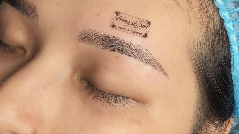 Phương Ly Spa chuyên điêu khắc lông mày được nhiều khách hàng tin tưởng