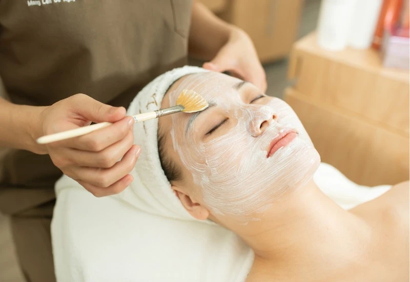 Lợi ích của chăm sóc da facial là gì, và bao lâu nên chăm sóc một lần?