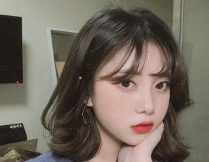 Kiểu tóc phù hợp cho mọi khuôn mặt, che khuyết điểm mặt tròn