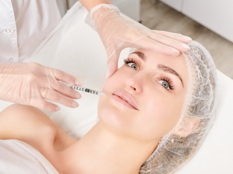 Dáng môi tây là sự lựa chọn yêu thích của nhiều bạn trẻ