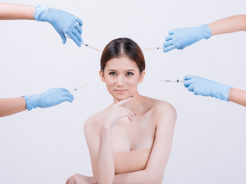 Môi thuyền đắm nổi bật với kiểu dáng cánh môi rộng, dày