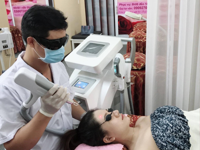 Viện thẩm mỹ Hana có đội ngũ nhân viên được đào tạo bài bản, chuyên nghiệp