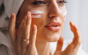 Khả năng hấp thu dưỡng chất của làn da vào ban đêm sẽ cao hơn