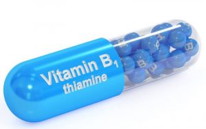 Vitamin B1 đóng vai trò quan trọng trong việc duy trì các chức năng của hệ thần kinh và tim mạch đồng thời hỗ trợ da, tóc và móng phát triển khỏe mạnh.