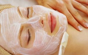 Tại sao sữa chua không đường lại có tác dụng làm đẹp?