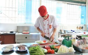 Nghề bếp được phát triển mạnh mẽ và dễ tạo ra thu nhậpNghề bếp được phát triển mạnh mẽ và dễ tạo ra thu nhập