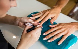 Thuế thu nhập cá nhân là loại thuế cơ bản áp dụng với mọi người có thu nhập từ 10.000.000đ trở lên
