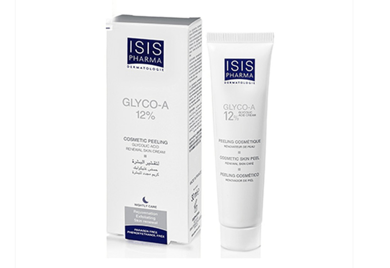   Sử dụng Isis Pharma Glyco A Medium Peeling 10% cần kết hợp massage nhẹ nhàng