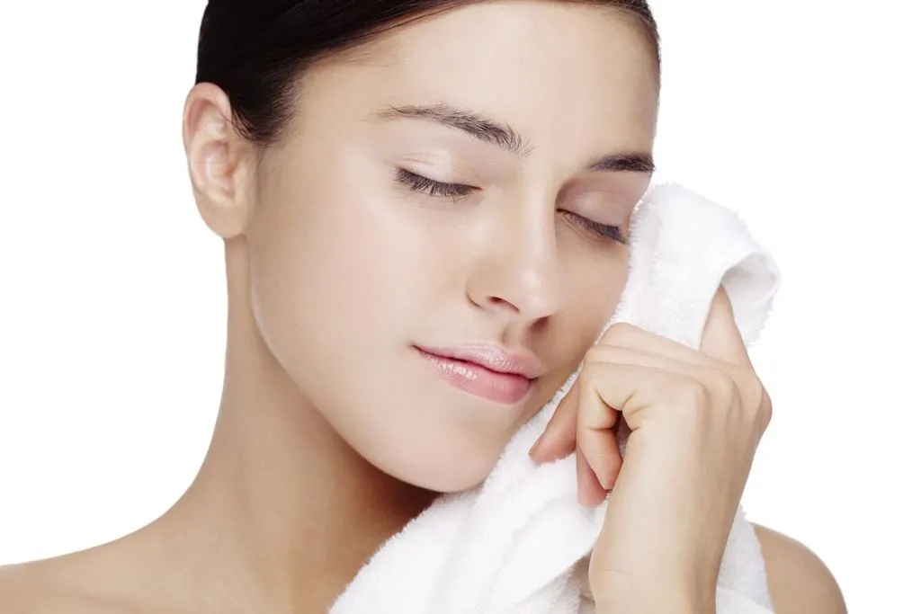 Vì sao cần hiểu đúng về chu kỳ thay da tự nhiên là gì?