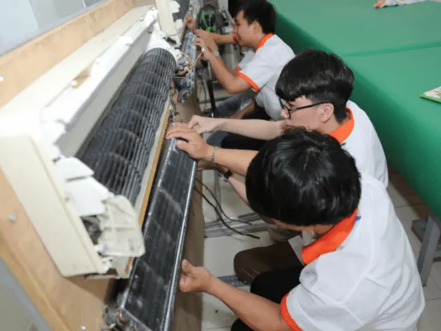 Cần những kỹ năng mềm và điều kiện cá nhân nào?