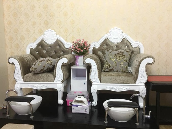Mẫu ghế nail phong cách hoàng gia quý tộc
