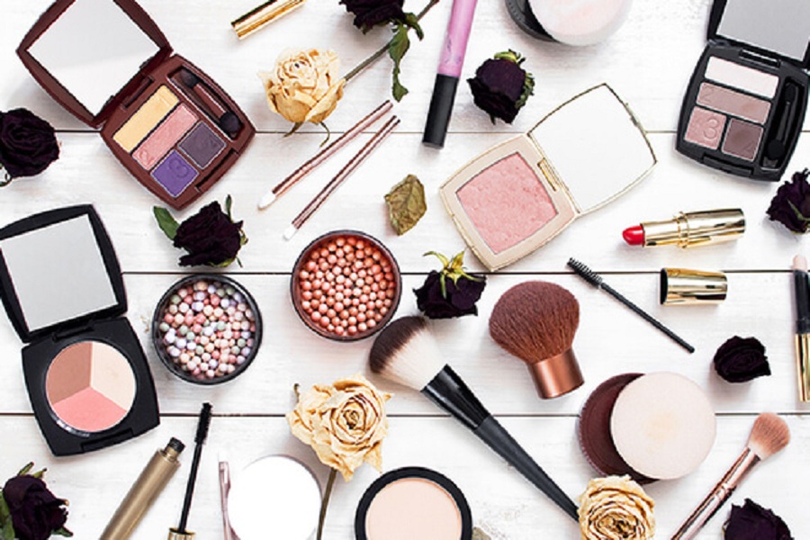 Nên lựa chọn học makeup ở đâu tại Nghệ An?