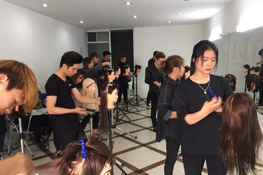 Khóa học làm tóc tại Hair Salon Cao Hải