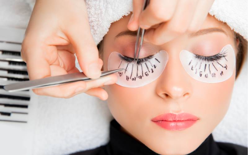 Nối mi là phương pháp giúp đôi mắt thêm sức hút, an toàn và thực hiện khác đơn giản