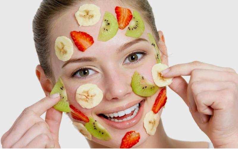 Ưu tiên sử dụng các sản phẩm dưỡng da từ thiên nhiên cho làn da mỏng, nhạy cảm