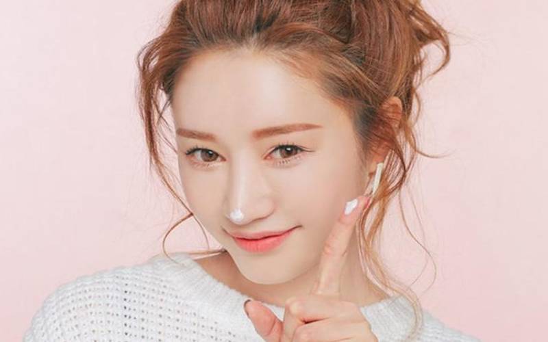 Việc chăm sóc da vào mùa hè phải thực hiện thường xuyên và kiên trì