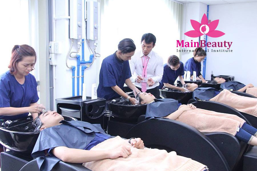Khoá học tạo mẫu tóc tại MainBeauty