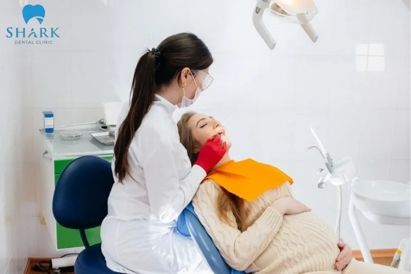 Phụ nữ mang bầu có trám răng được không? Cần lưu ý gì? 8 Có bầu trám răng được không là thắc mắc của nhiều mẹ bầu