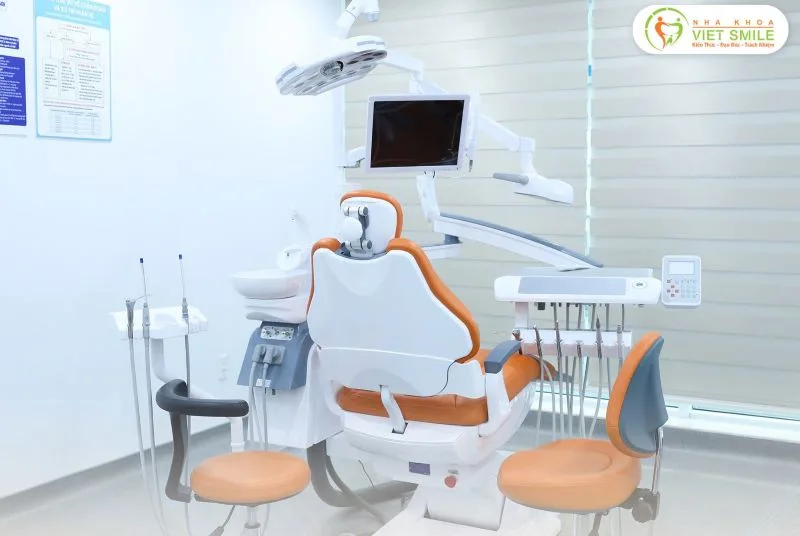Top 12 địa chỉ bọc răng sứ tại Hà Nội uy tín và an toàn 32 Nha khoa Việt Smile đầu tư mạnh vào cơ sở vật chất giúp khách hàng có trải nghiệm tốt nhất khi sử dụng dịch vụ