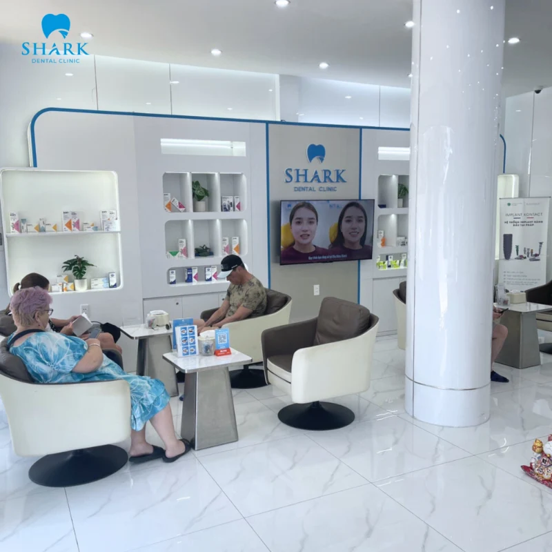 Người tìm hiểu dịch vụ tại Shark
