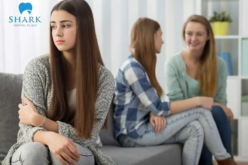 Tính cách và vận mệnh của người nói chuyện không hở răng 11 Nói chuyện không làm lộ răng có thể là xuất phát từ sự tự ti khi giao tiếp