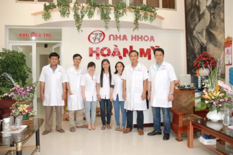 Nha Khoa Hoàn Mỹ là địa chỉ nha khoa uy tín Đà Nẵng với đội ngũ bác sĩ có tay nghề chuyên môn cao và kỹ thuật tốt