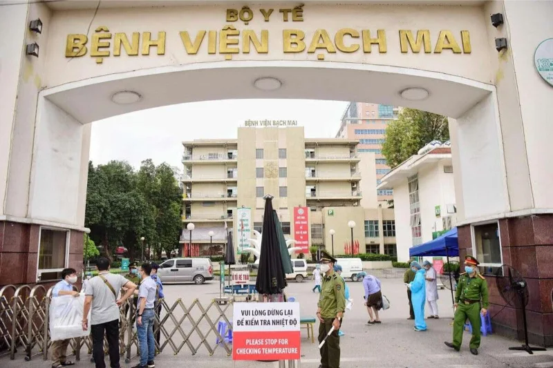 Bệnh viện Bạch Mai thuộc tuyến đầu của cả nước, quy tụ nhiều bác sĩ giỏi, có chuyên môn kỹ thuật cao