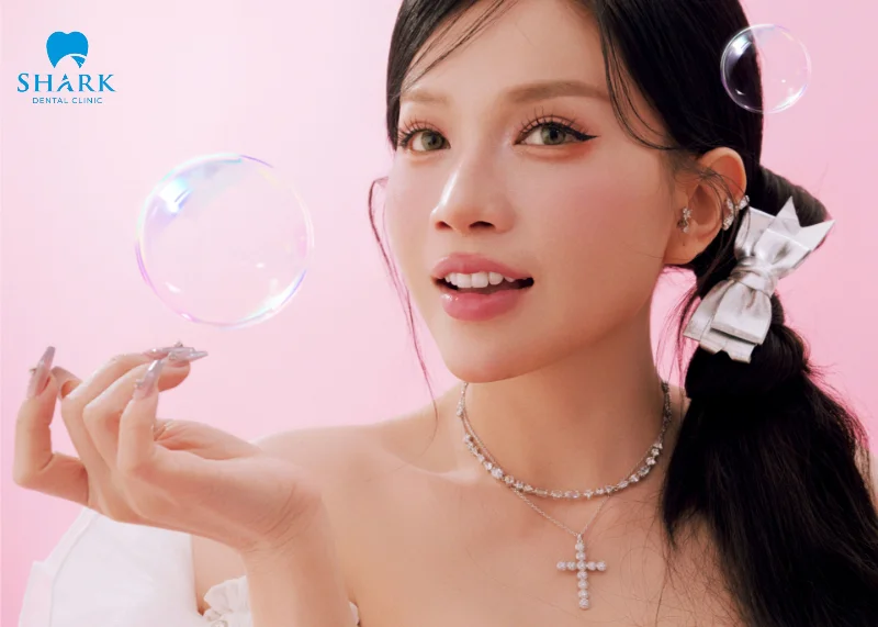 Top 7 người nổi tiếng có răng hô vẫn đẹp và duyên dáng 12 Diễn viên Khả Như