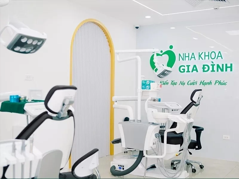 TOP 16 địa chỉ trám răng ở Hà Nội uy tín với mức giá hợp lý 33 Nha khoa Gia Đình cũng là một trong những địa chỉ mà khách hàng có thể tham khảo khi lựa chọn nha khoa trám răng