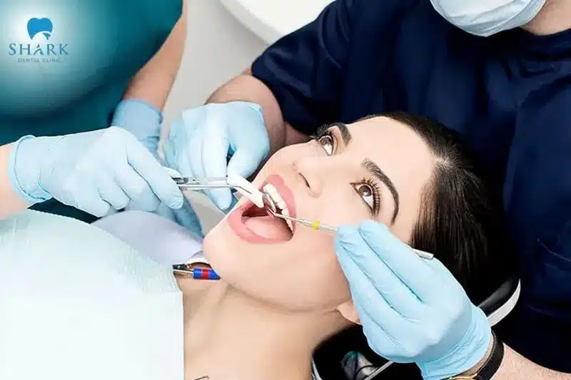 Quá trình nhổ răng khôn bằng công nghệ hiện đại này sẽ không gây đau nhờ sự tác động nhẹ nhàng của sóng siêu âm