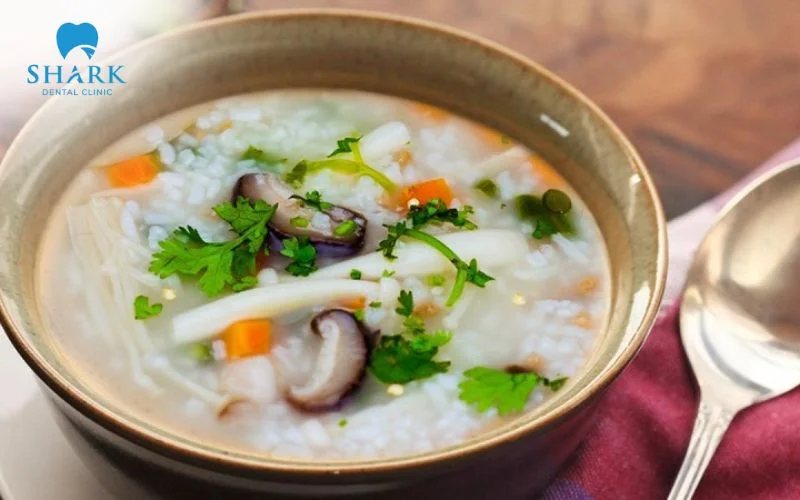 Sau phẫu thuật amidan cần bổ sung chất xơ và ăn thực phẩm mềm sẽ giúp bạn nhanh chóng thoát khỏi hôi miệng