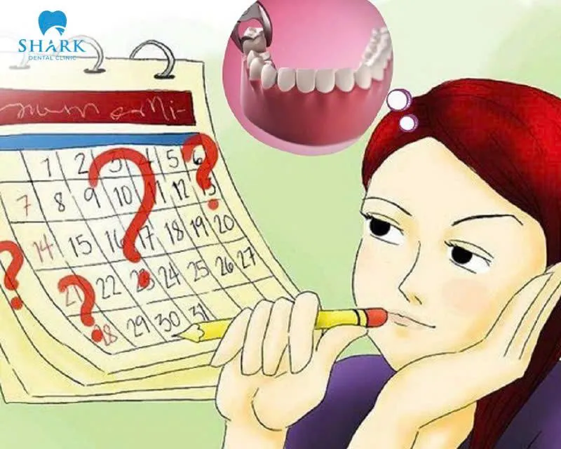 Đến tháng có nhổ răng khôn được không?