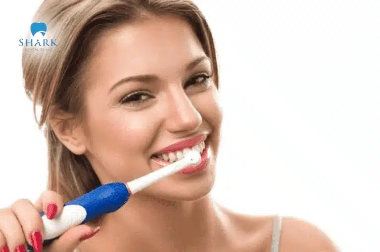 Đánh răng đều đặn để bảo vệ răng miệng hiệu quả