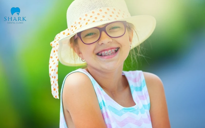 Niềng răng cho trẻ 8 tuổi có được không? Có lợi ích gì? 12 Phương pháp niềng răng cho trẻ 8 tuổi