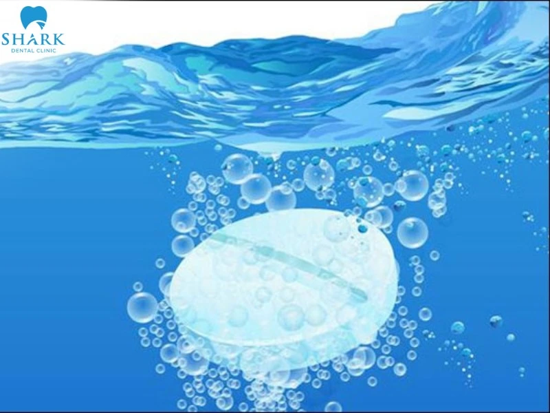 Bọt khí trong viên sủi giúp đẩy xương cá ra khỏi cổ họng