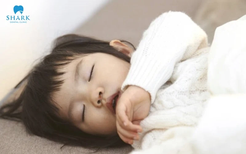 Điều trị các bệnh lý về hô hấp lẫn các tư thế sinh hoạt cho trẻ từ nhỏ