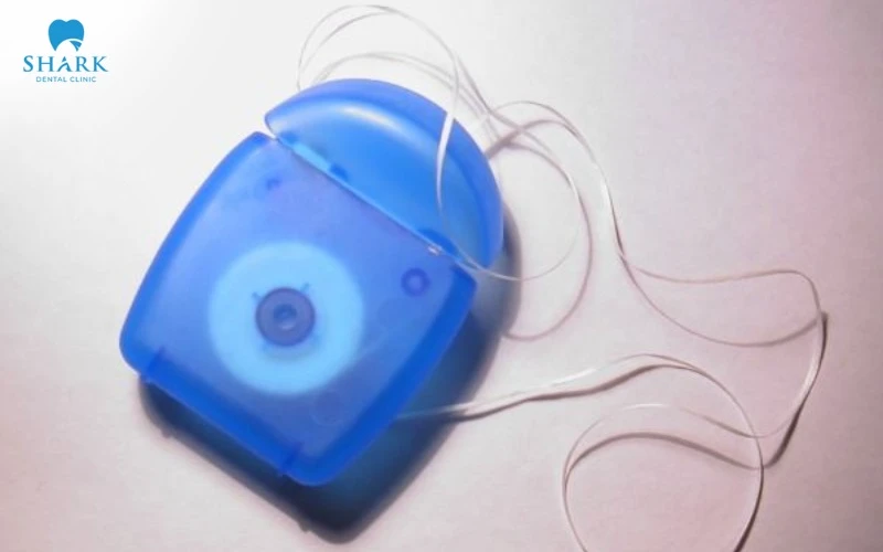 Cuộn chỉ nha khoa