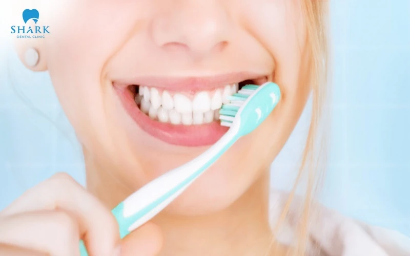 Chăm sóc răng miệng tại nhà kỹ lưỡng để duy trì vẻ đẹp cho răng miệng