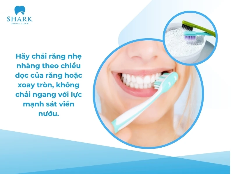 Đánh răng kỹ lưỡng với bột làm trắng răng