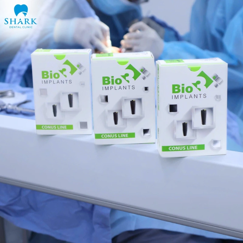 Trồng răng implant cho người già được không? Cần lưu ý gì? 14 Trụ Implant Bio3 chính hãng được chỉ định cấy cho cô Hương