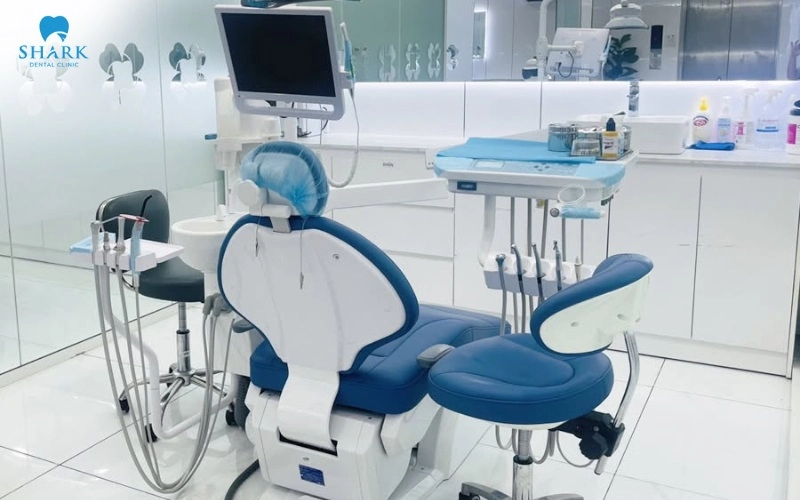 Tại Nha khoa Shark quy trình này được áp dụng thống nhất tại các phòng điều trị nhằm đảm bảo an toàn tuyệt đối đến với khách hàng