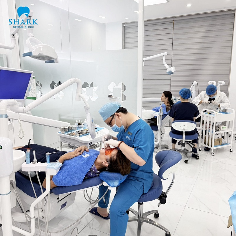 Quy trình kiểm soát nhiễm khuẩn và vô trùng tại Shark Dental 4 Nha khoa Shark là địa chỉ Nha khoa uy tín, chất lượng tại Việt Nam
