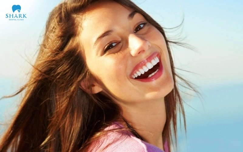 Tẩy trắng răng Brite Smile có tốt không? Giá bao nhiêu tiền? 12 Để duy trì hàm răng trắng sáng bạn nên lưu ý một số điều như trên để ngăn ngừa và hạn chế răng xỉn màu trở lại