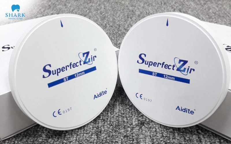 Răng sứ Aidite là gì? Có nên bọc không và giá bao nhiêu? 5 Răng sứ Aidite