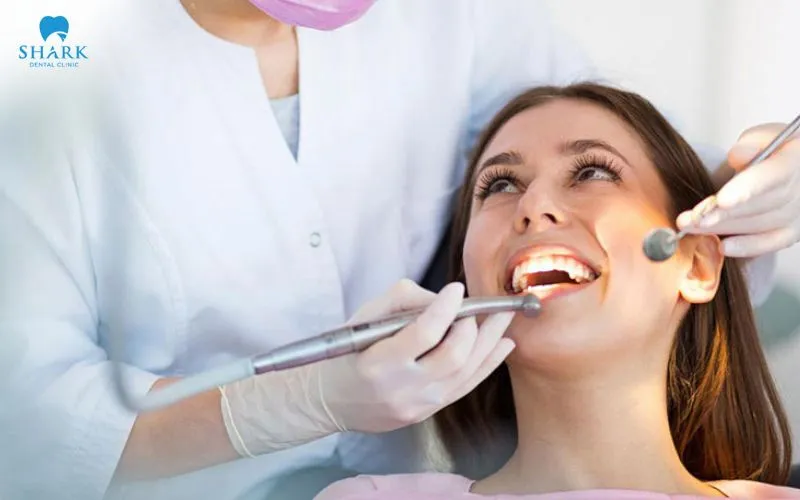 Nhổ răng khôn bị sưng có sao không? Sưng bao lâu thì hết? 10 Nên tái khám nha khoa đúng lịch hẹn để bác sĩ kiểm tra tiến trình hồi phục vết thương