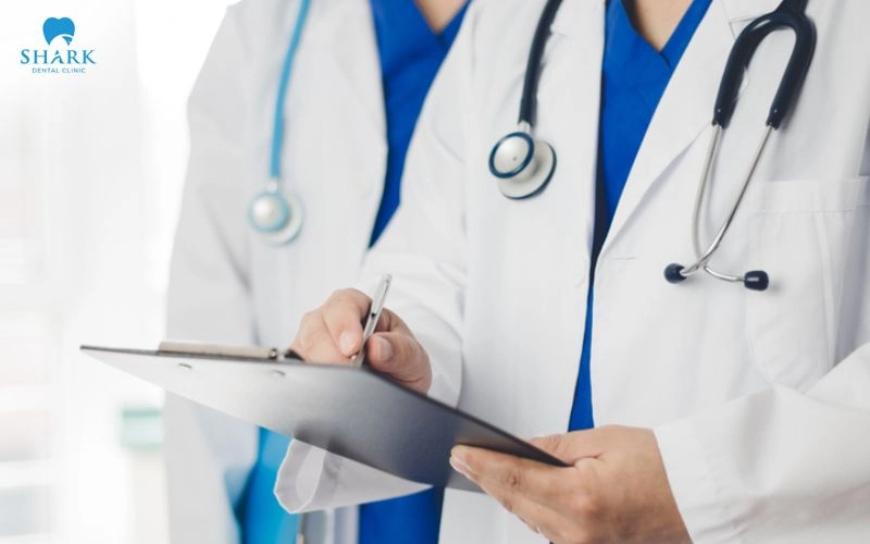 Hiểu đúng phạm vi hành nghề của bác sĩ trong lĩnh vực Nha khoa 31 Mỗi một bác sĩ chỉ được thực hiện các hoạt động khám, chữa bệnh phù hợp với phạm vi hành nghề của mình