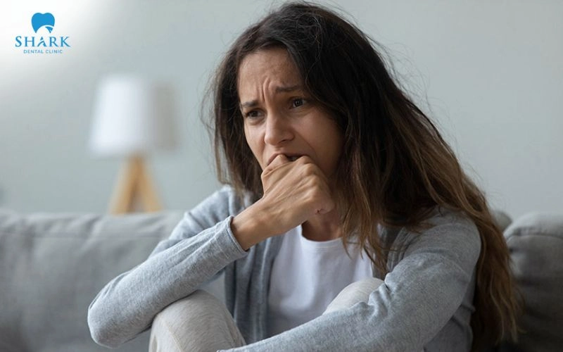 Quá căng thẳng trước khi trồng răng thì bệnh nhân nên chọn gây mê