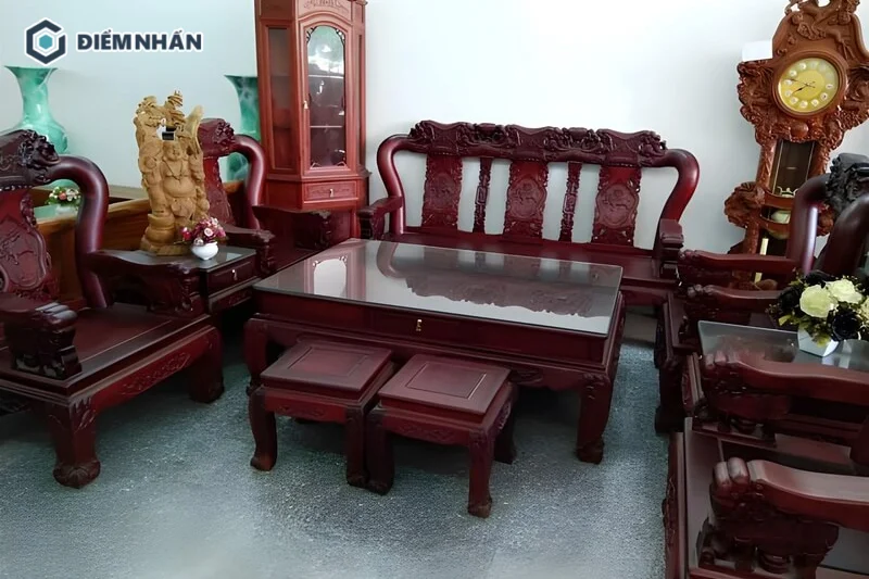Gỗ cây Sơn Huyết được ứng dụng phổ biến trong lĩnh vực sản xuất nội thất