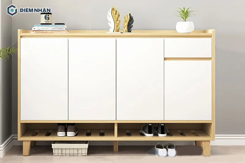 Việc lựa chọn tủ giày có kích thước phù hợp với không gian nội thất nhằm đảm bảo tính hài hòa, thẩm mỹ